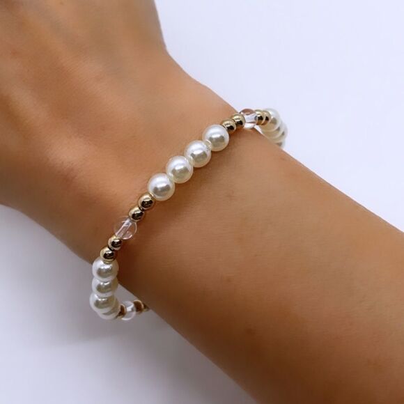 NWT Wool + Pepper Co. Clear & Gold Beaded Bracelet - Picture 1 of 4